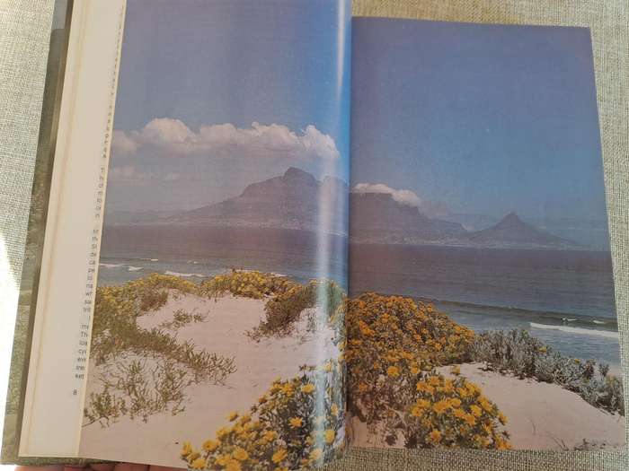 Discovering Southern Africa - T.V. Bulpin