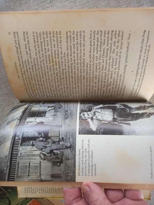 The War of the Running Dogs: How Malaya Defeated the Communist Guerrillas 1948-1960 - Noel Barber