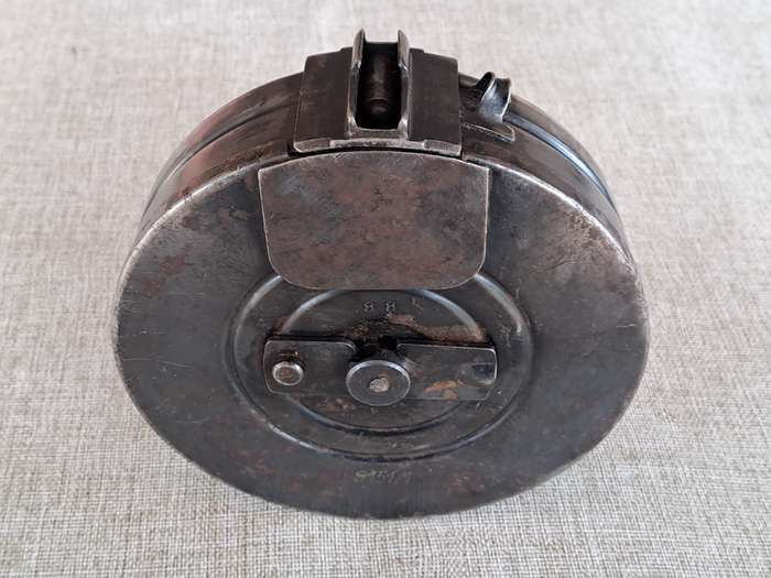 PPSH - 71 round drum magazine