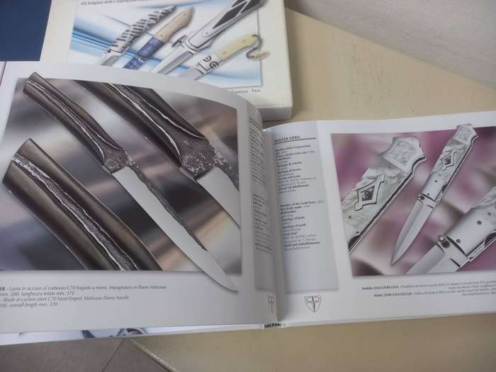 The Art of the Knife. Italian and English edition / L'arte nel coltello. Ediz. italiana e inglese