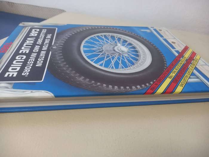 THE DALTON WATSON COLLECTORS' AND INVESTORS' CAR VALUE GUIDE 1989
