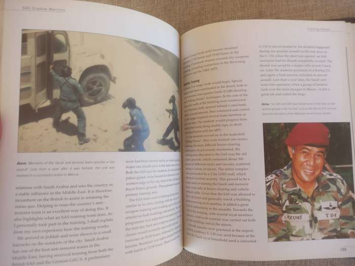 SAS - Shadow Warriors of the 21st Century  -The Special Air Service Anti-Terrorist Team-Barry Davies