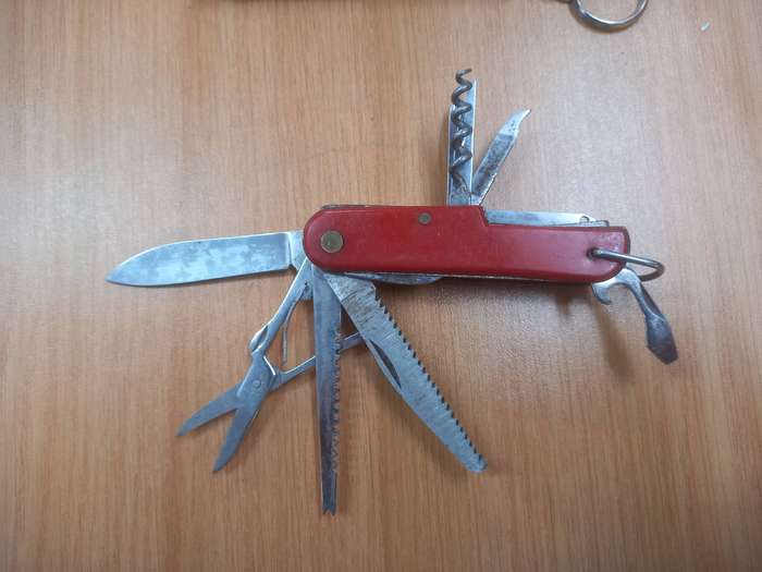 Collection of cutting implements