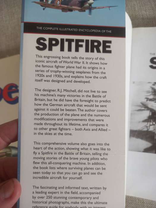 Spitfire - the icon of WWII x 2