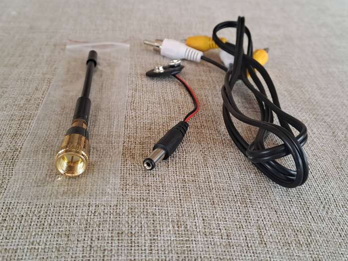 Mini Wireless Camera Transmitter + Receiver Set