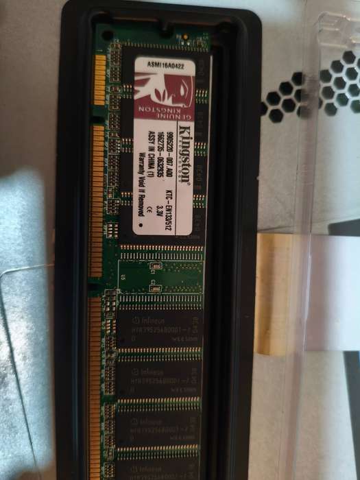 512MB SD RAM 133MHz
