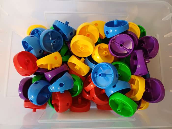 Snap and twist construction toy