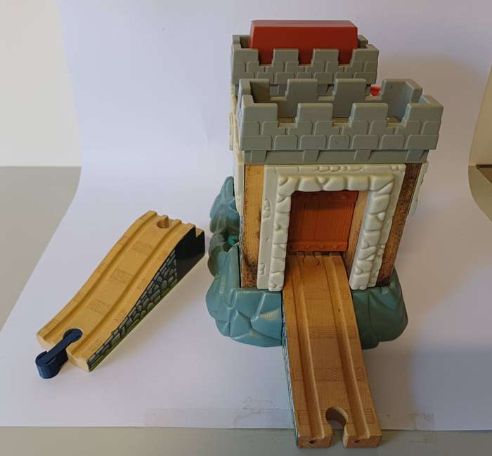 Trains Rolf's Castle Bridge (Thomas and Friends wooden railway)