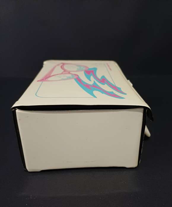 Retro-vintage cassette carry case