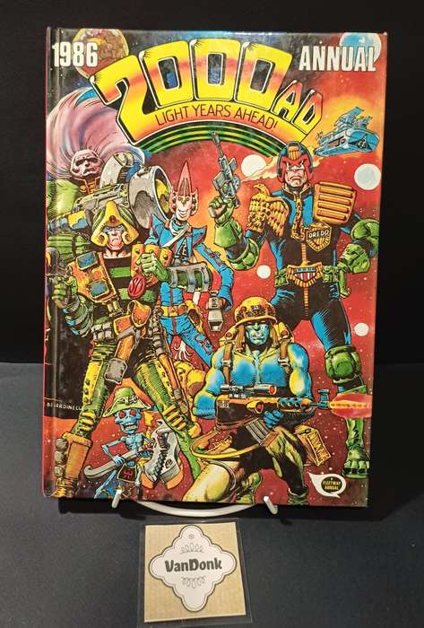 2000 AD Annual 1986 - "Light Years Ahead!"