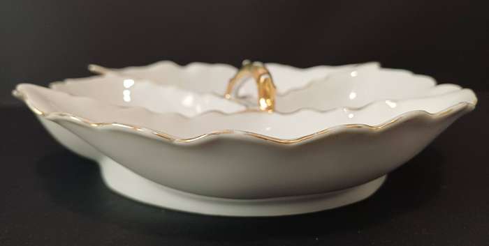 Hand-painted Japanese porcelain candy or trinket bowl