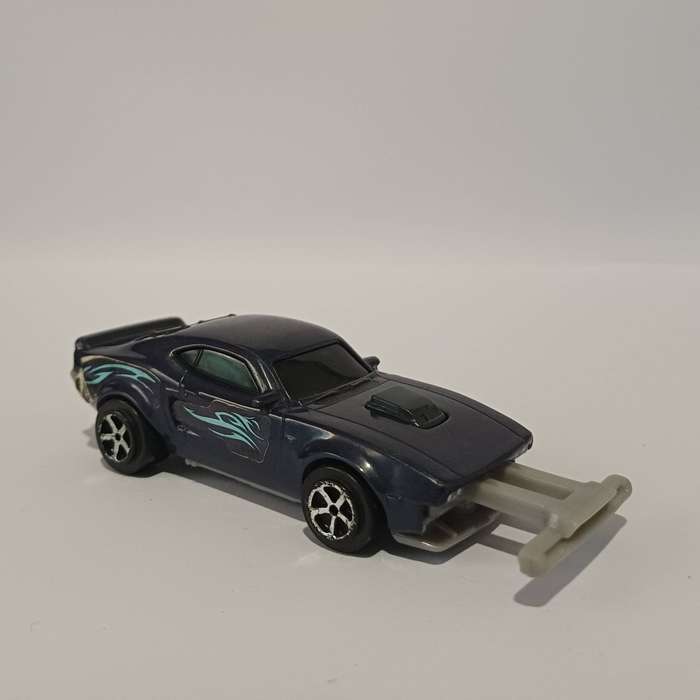 Assortment of 31 cars and vehicles and extras