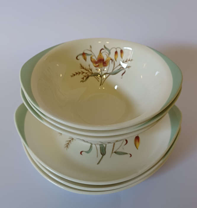 Vintage Wedgwood Tiger Lily soup cups with matching saucers (set of 3)
