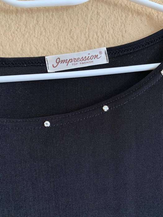 Elegant Rhinestone-Embellished Slim-Fit Wide Scoop Neck Top Size M