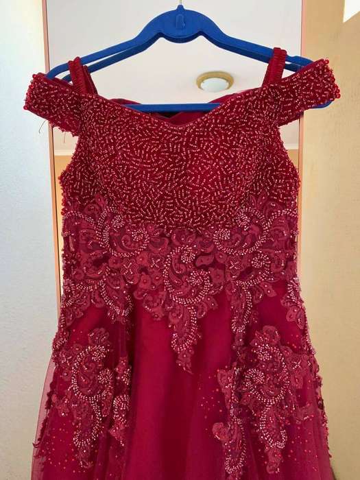Burgundy Beaded Formal Evening Gown + Matching Handbag | Adjustable Fit | Excellent Quality