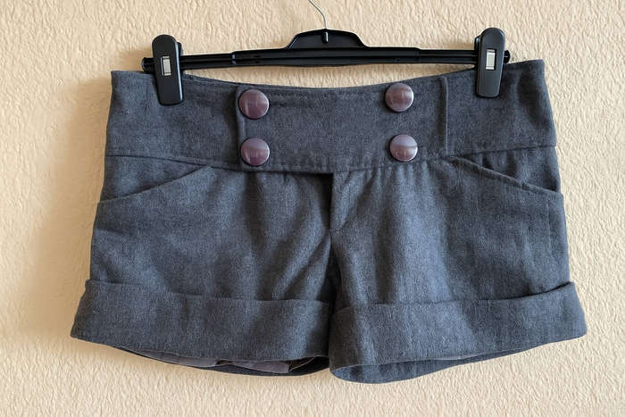 Womens Low Rise Button-Front Shorts Size 32