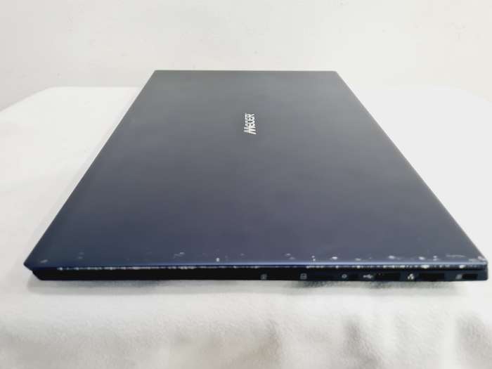 Mercer Thinline Ultraportable Notebook | 12th Gen i7, 8GB Ram, 512GB SSD, FHD | Bargain Buy!