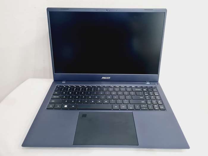Mercer Thinline Ultraportable Notebook | 12th Gen i7, 8GB Ram, 512GB SSD, FHD | Bargain Buy!