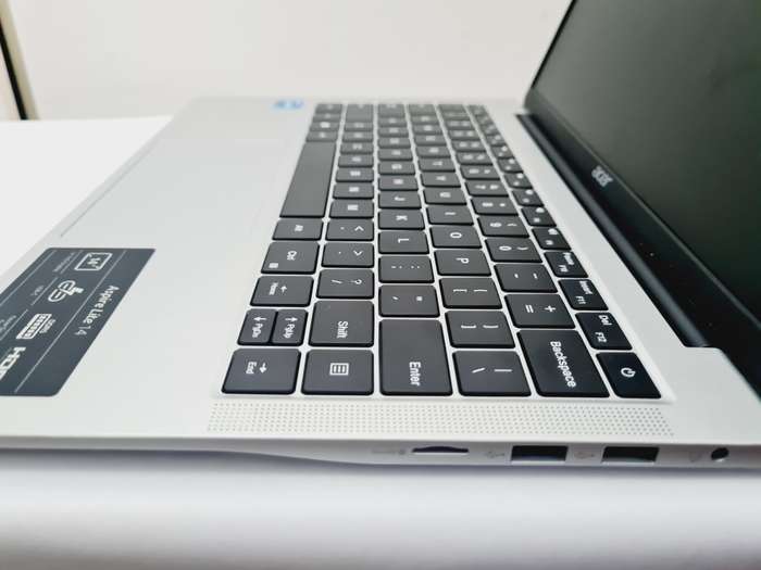 2024 Acer Aspire Lite 14 - i3 13th gen - 8gb - 512gb