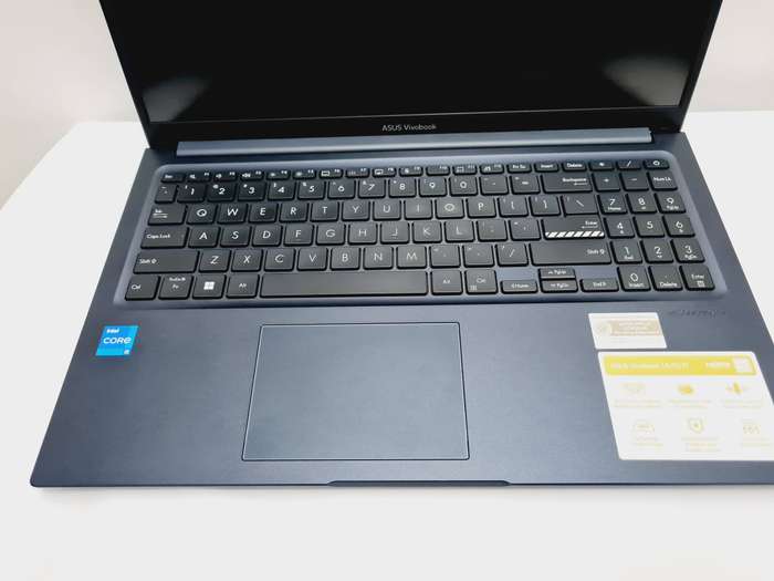 2024 Asus Vivobook - i5 13th gen - 16gb - 512gb