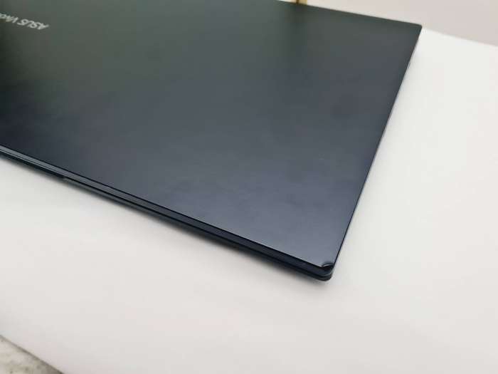 Asus VivoBook - i3 12th gen - 8gb - 512gb