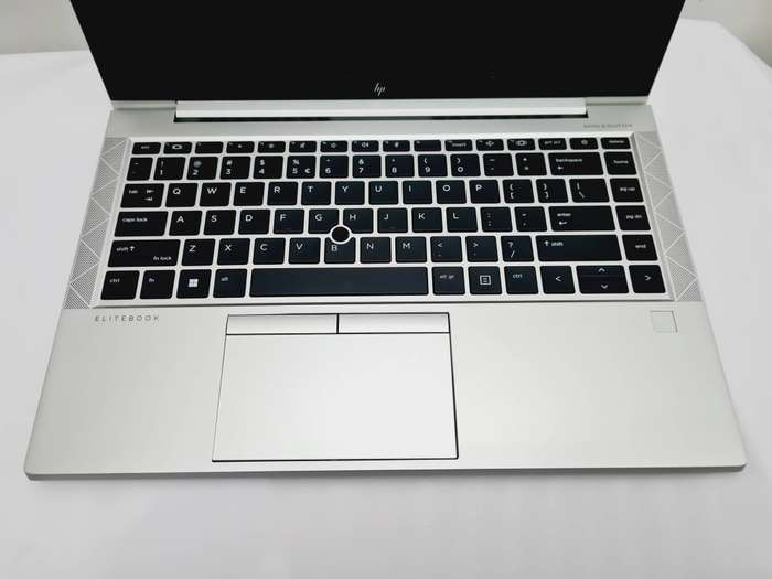 HP Elitebook - i5 10th gen - 8gb - 256gb ssd