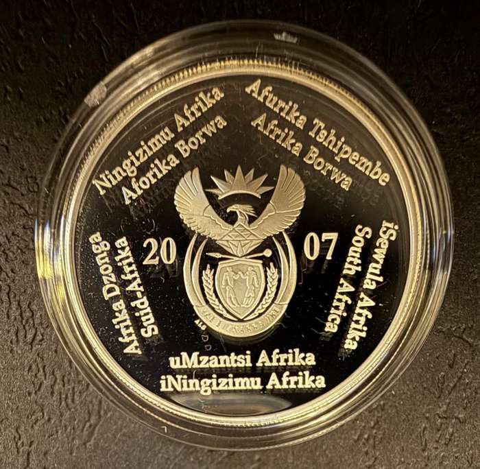 Silver R2 Crown Prestige Set - FIFA 2006-2010 -ONE set of 5 Coins in Wooden Box + COA (bid per coin)