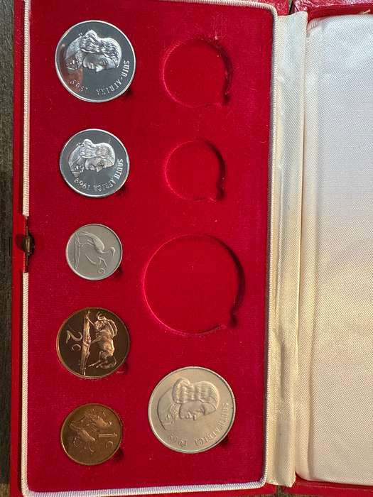 1969 Long proof set - no gold or silver R1 - as per pictures