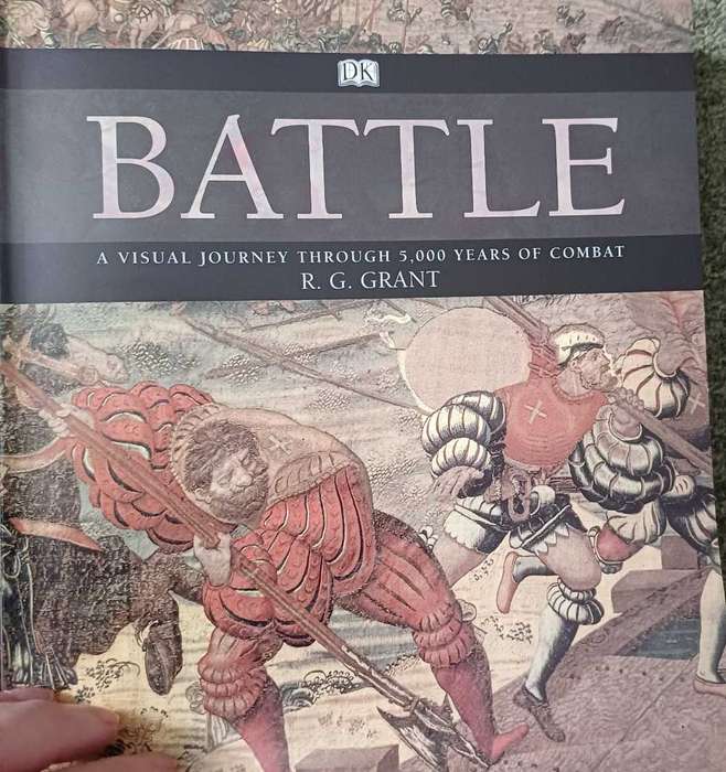 Battle by R G Grant