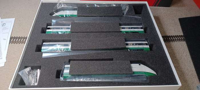 A.C.M.E. 70001 and 70002 - 7-unit high speed locomotive set