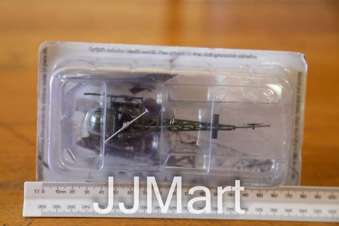 Amercom Helicopters of the World Bell OH-13 Sioux diecast 1:72 helicopter
