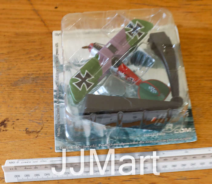 Amercom Aircraft of the World  Albatros D. V 1917 WWI Biplane Imperial Germany Fighter