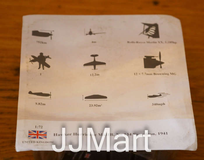 Amercom Aircraft of the World: Hawker Hurricane Mk.IIB 1/72