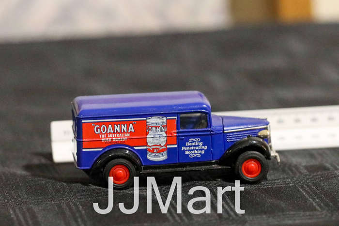 Matchbox Yesteryear 1:45 1937 GMC Van: Goanna