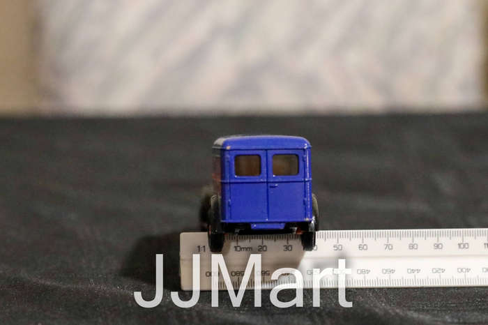 Matchbox Yesteryear 1:45 1937 GMC Van: Goanna