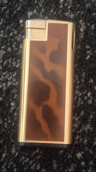 Juvena lighter vintage