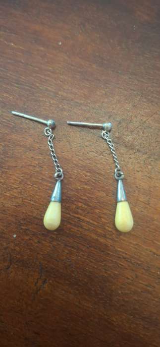 Silver teardrops earrings vintage