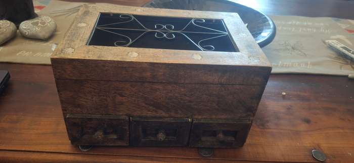 Indian inlaid box large vintage