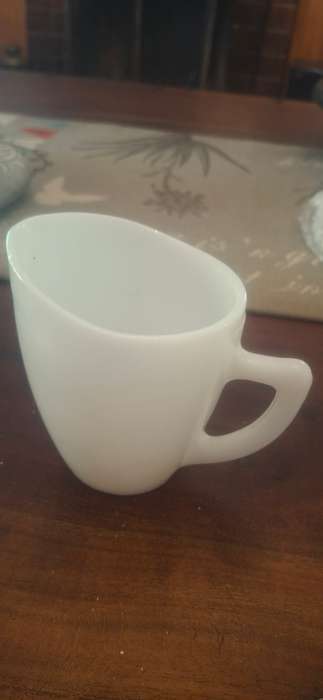 Milk glass milk cup