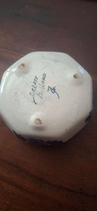 Small delft bowl vintage