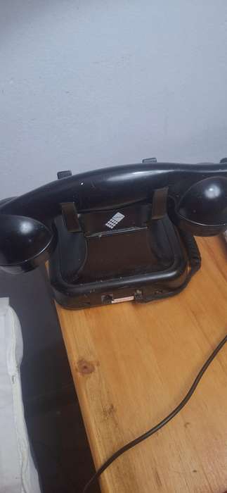 Vintage look telephone working