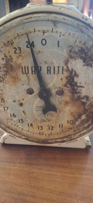 Vintage war rite scale