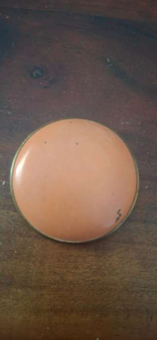 Vintage compact