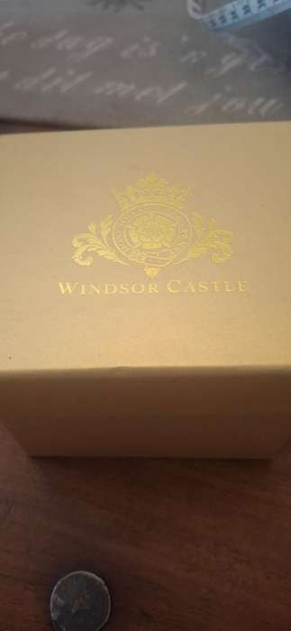 Windsor castle glass in box