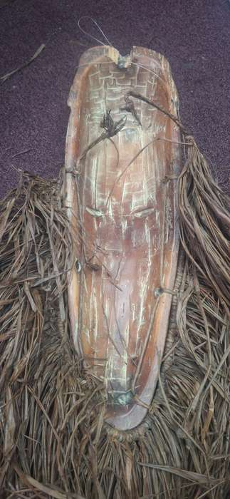 Genuine trial mask fan of Gabon mask