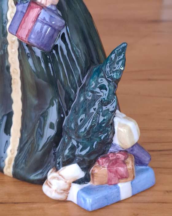 Royal Doulton Figurine - Christmas Parcels HN2851