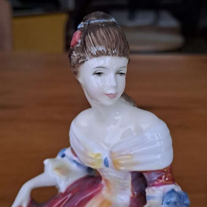 Royal Doulton 'Southern Belle' HN2229