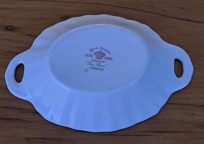 Royal Albert 'Tea Rose' Sweet Dish