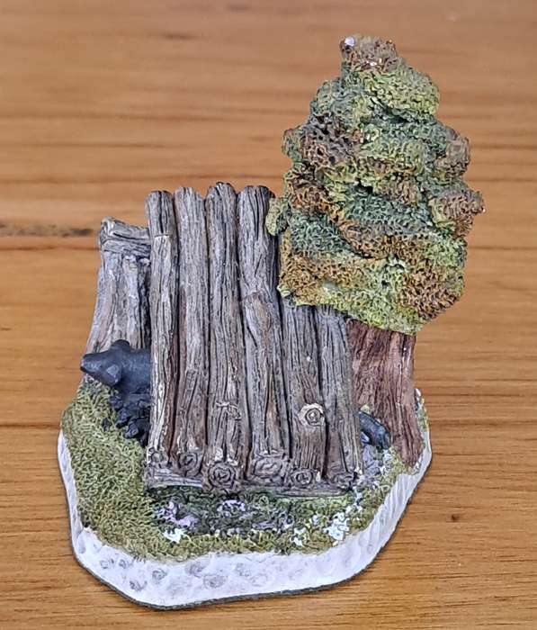 David Winter Cottage 'Shropshire Pig Shelter'