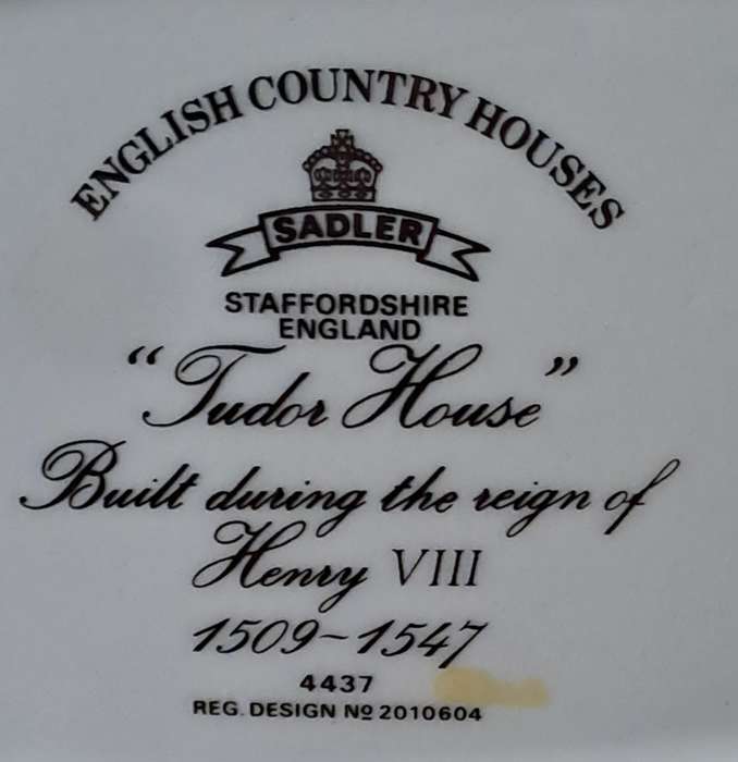 Sadler Teapot - Tudor House